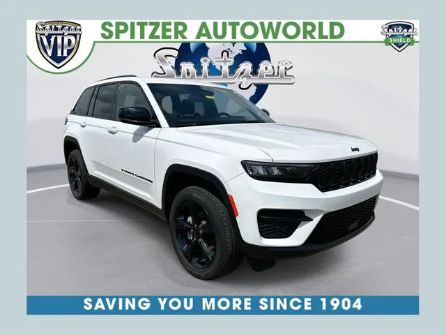 Used 2024 White Jeep Altitude X image 1