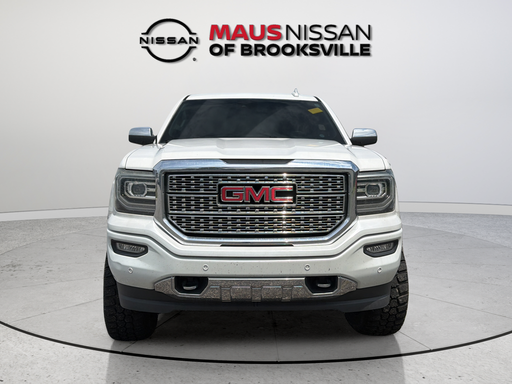 Used 2017 White Frost GMC Denali image 3