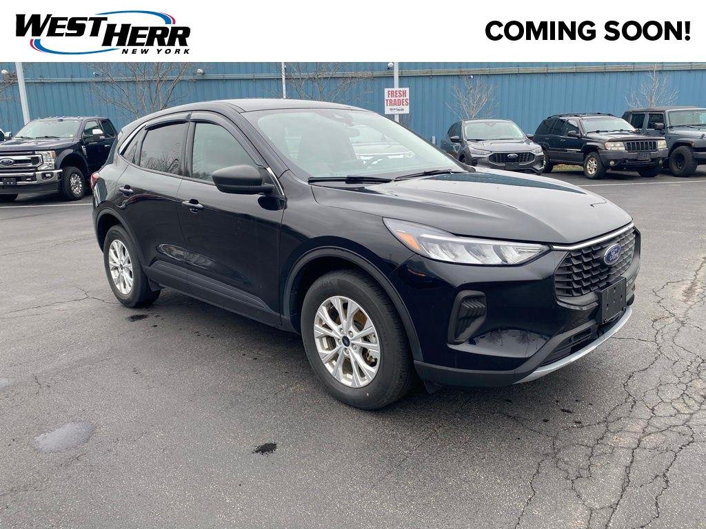 Used 2023 Black Metallic Ford Active image 1