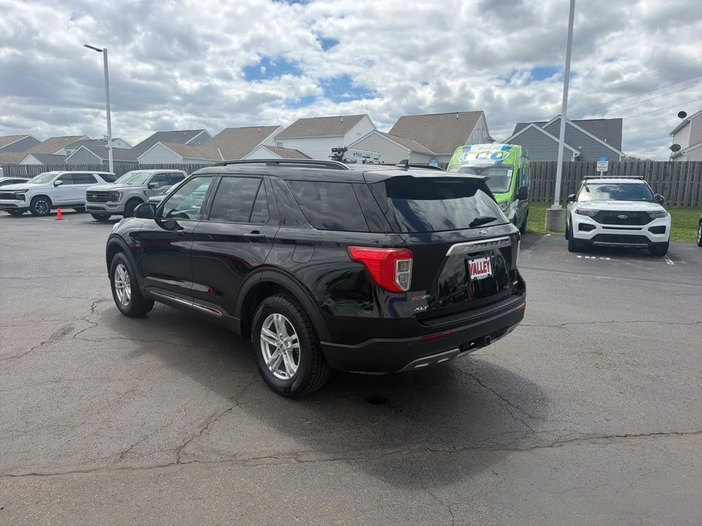 Used 2022 Black Ford XLT image 7
