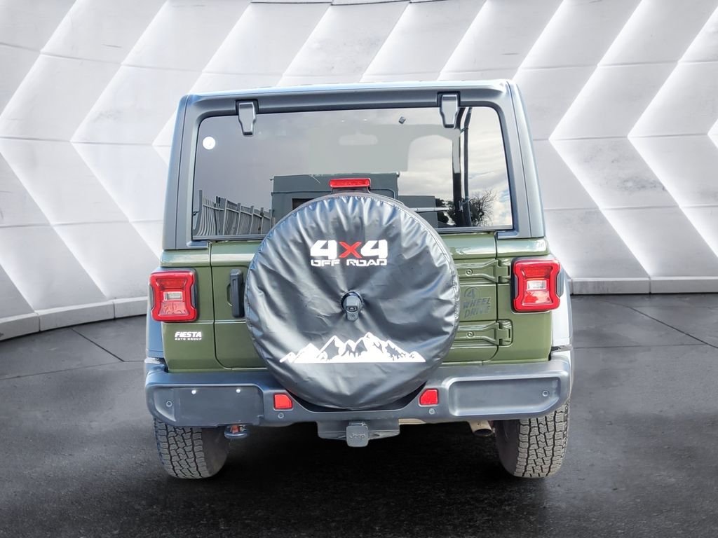 Used 2020 Green Jeep Sport image 5