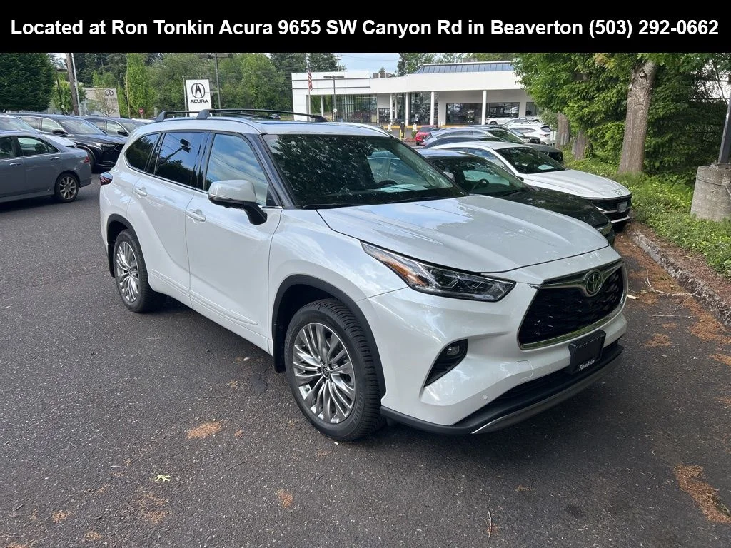 2025 Toyota Highlander Platinum AWD's photo