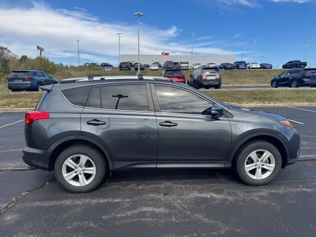 Used 2013 Magnetic Gray Metallic Toyota XLE image 2