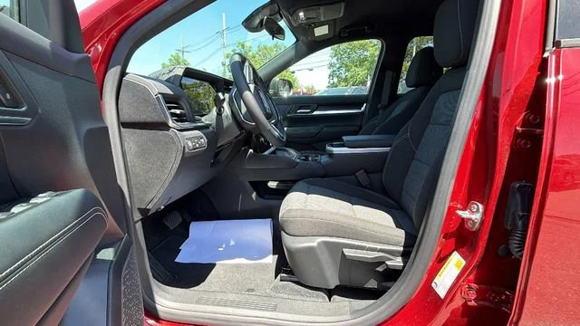 New 2026 Volcanic Red Tintcoat GMC Elevation image 15