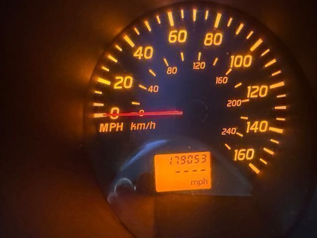 Used 2003 Black Nissan 3.5 SE image 15