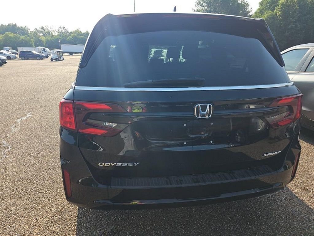 Used 2025 Black Honda Sport-L image 3