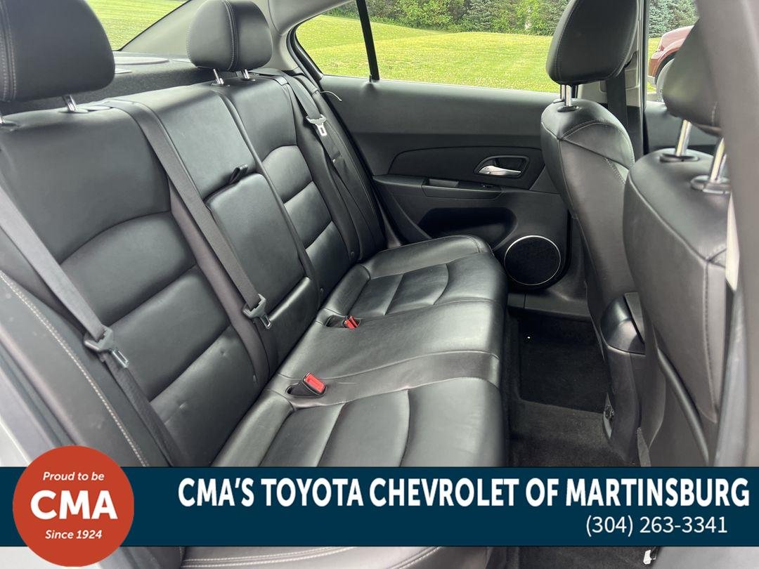 Used 2014 Silver Ice Metallic Chevrolet 2LT image 23