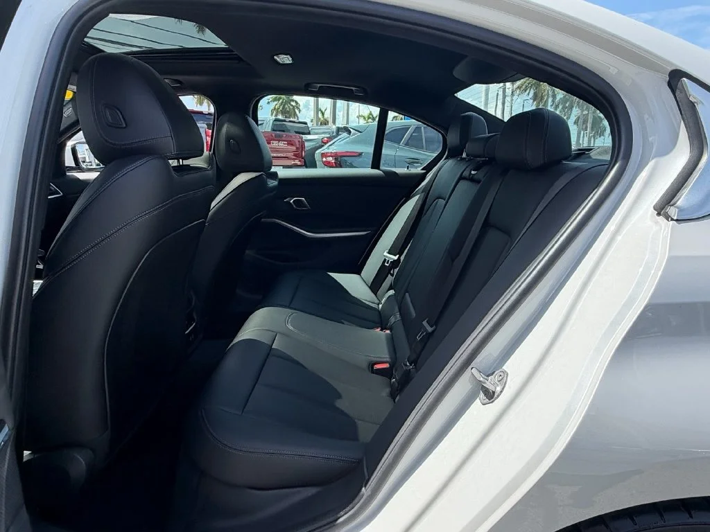 Used 2024 White BMW 330i image 11