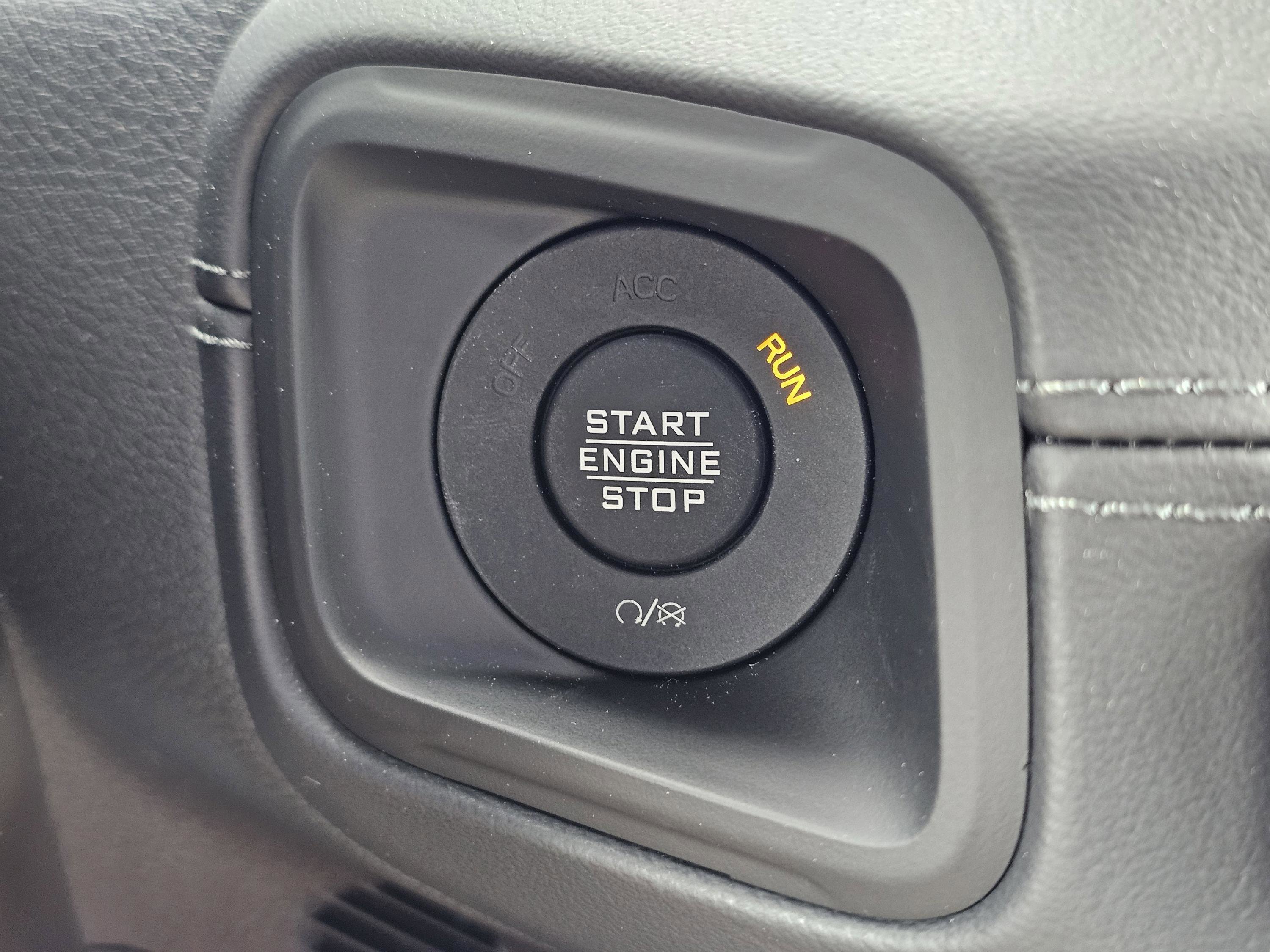 2025 Jeep Wrangler 4-Door Rubicon - Photo 24