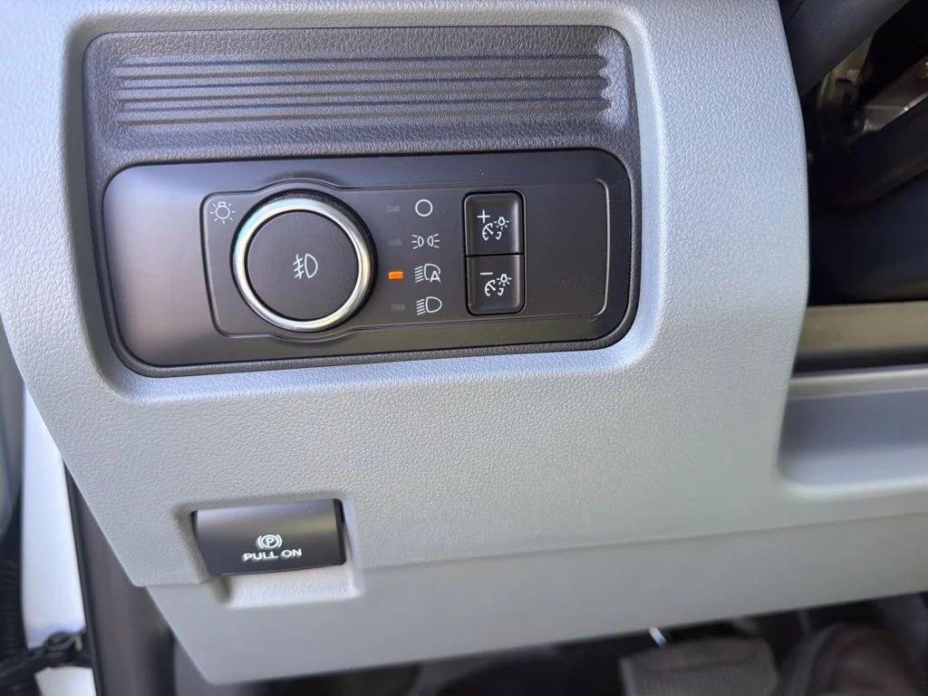 New 2026 Oxford White Ford F-350® XL image 21