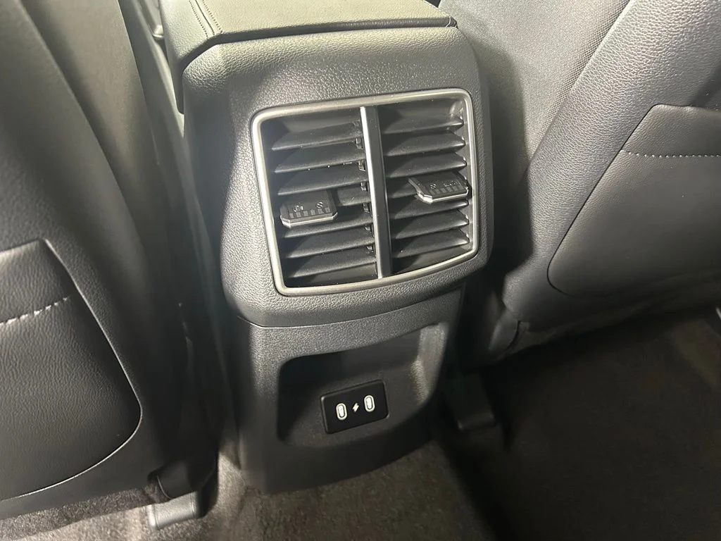 New 2027 Snow White Pearl Kia S image 12
