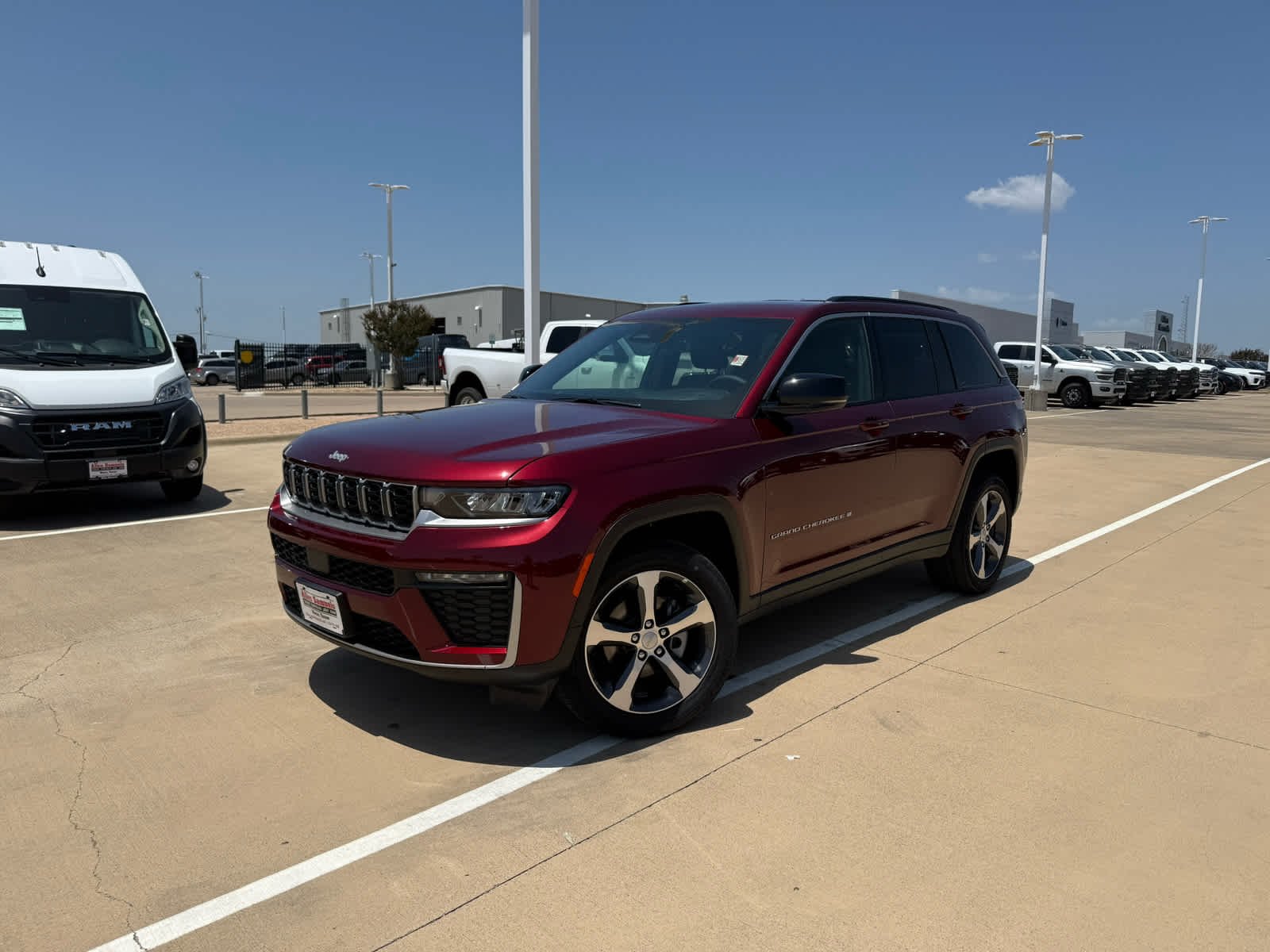 New 2026 Velvet Red Pearl-Coat Exterior Paint Jeep Limited image 2