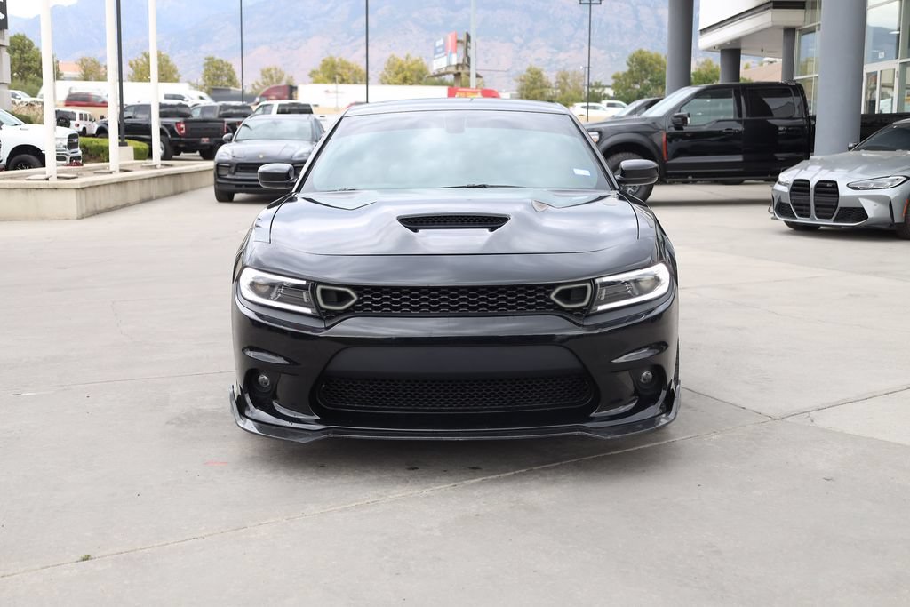 Used 2022 Pitch Black Clearcoat Dodge R/T image 9