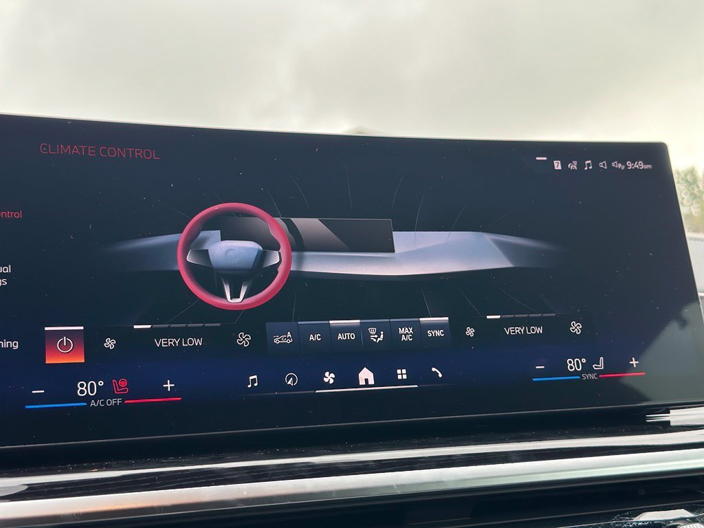 New 2026 Alpine White BMW xDrive40i image 40