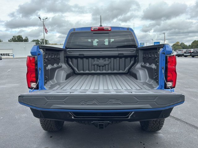 2026 Chevrolet Colorado ZR2 - Photo 14