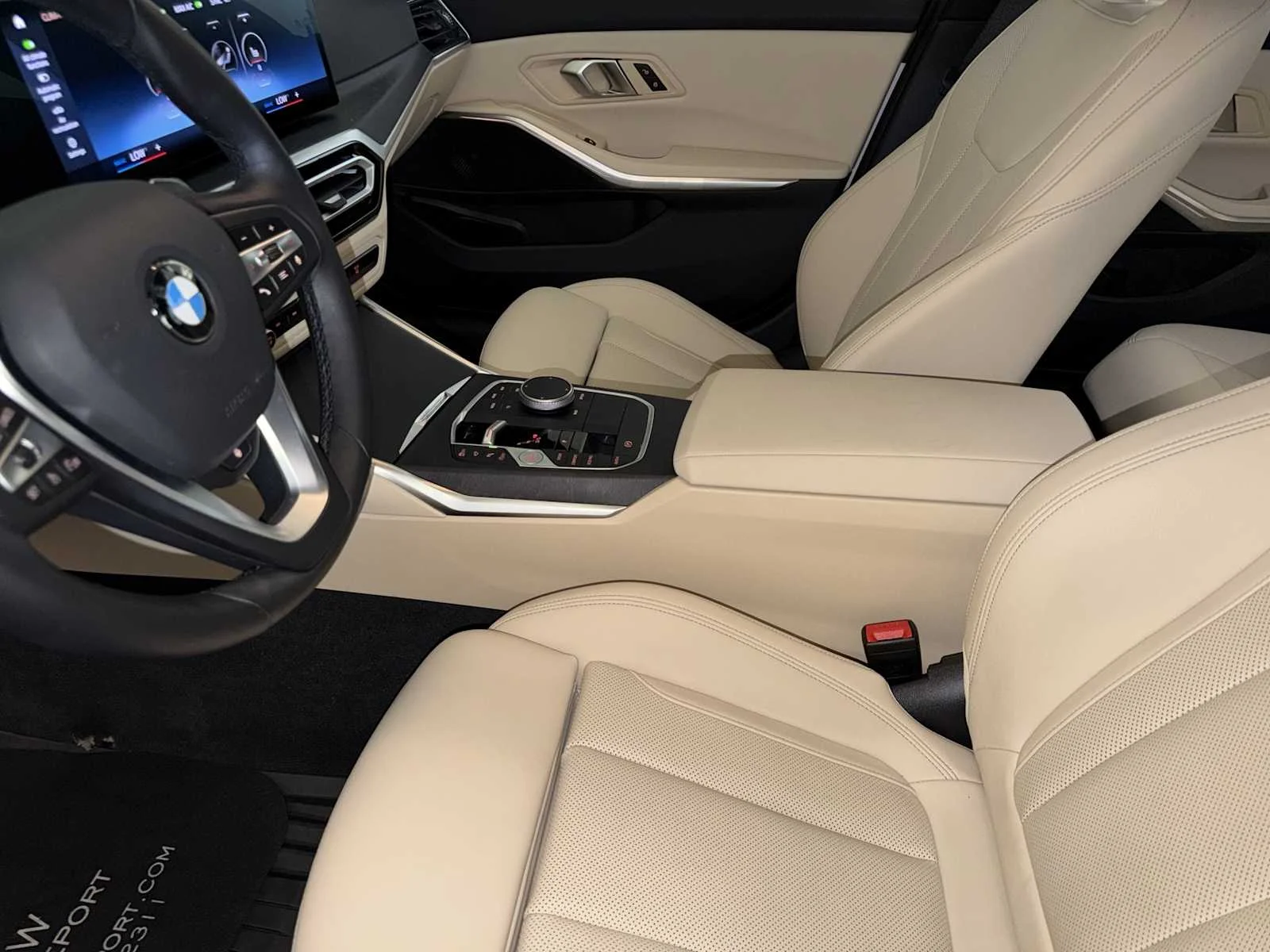 2024 BMW 3 Series 330i - Photo 19