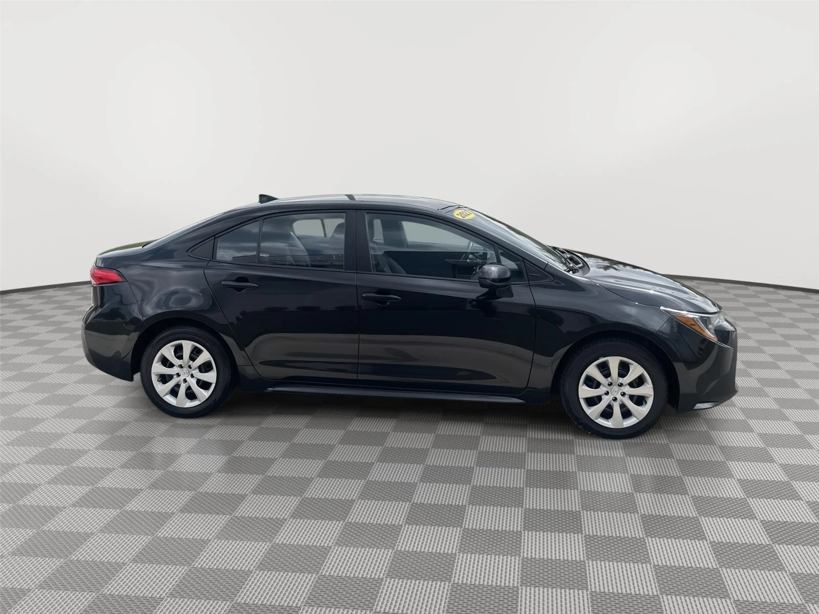 Used 2022 Toyota Corolla LE with VIN 5YFEPMAE0NP369215 for sale in Kansas City
