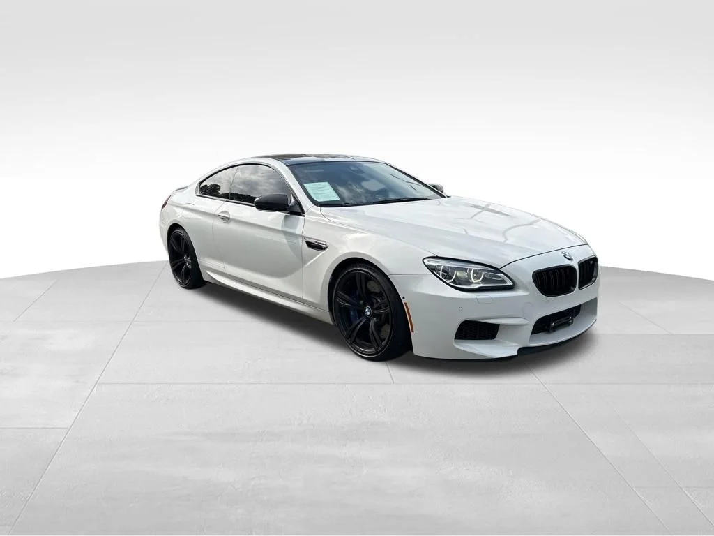 Used 2017 White BMW Competition image 8