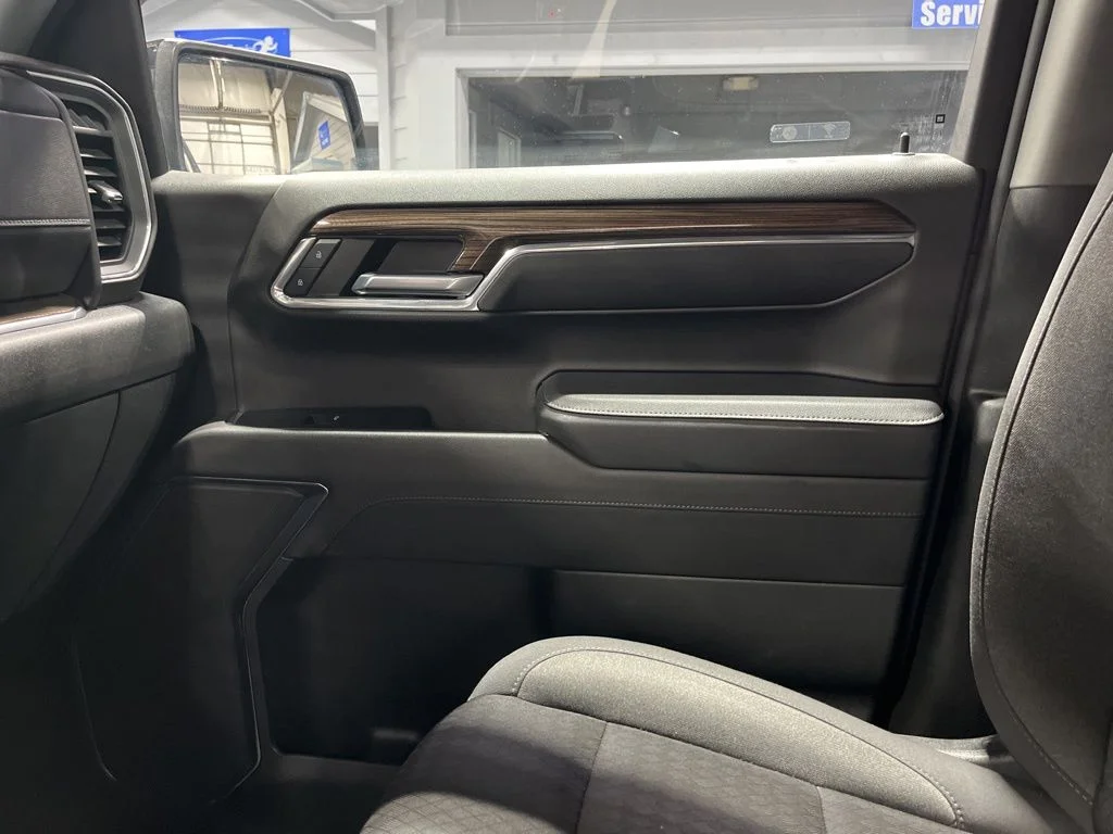 Used 2022 Ash Chevrolet LT Trail Boss image 16