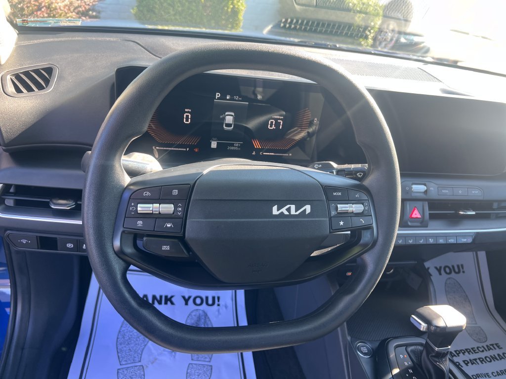 Used 2025 Blue Kia LXS image 14