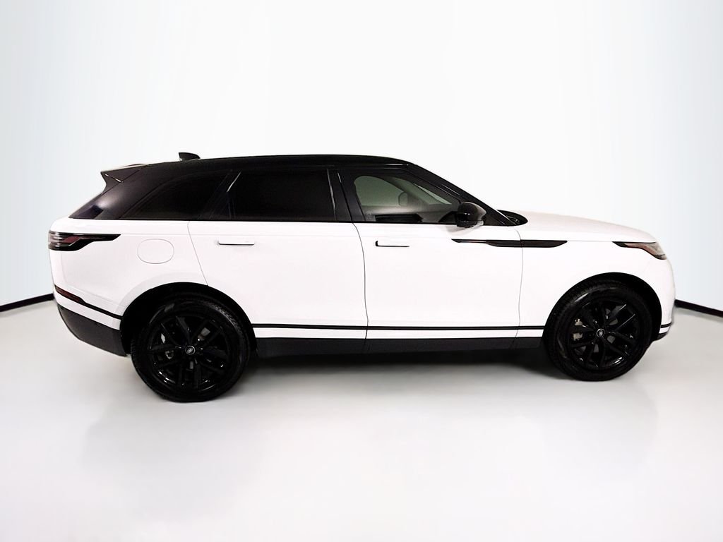 Certified Used 2024 Fuji White Land Rover S image 4