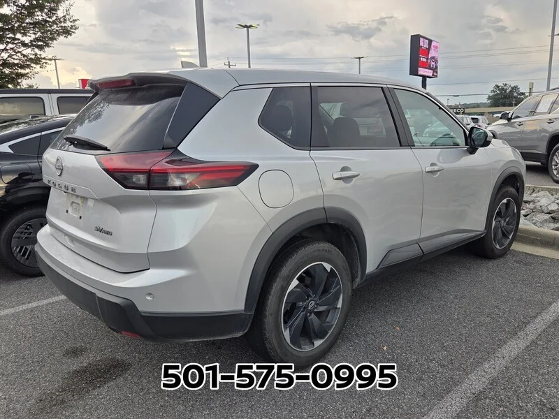 Used 2024 Brilliant Silver Metallic NISSAN SV image 4