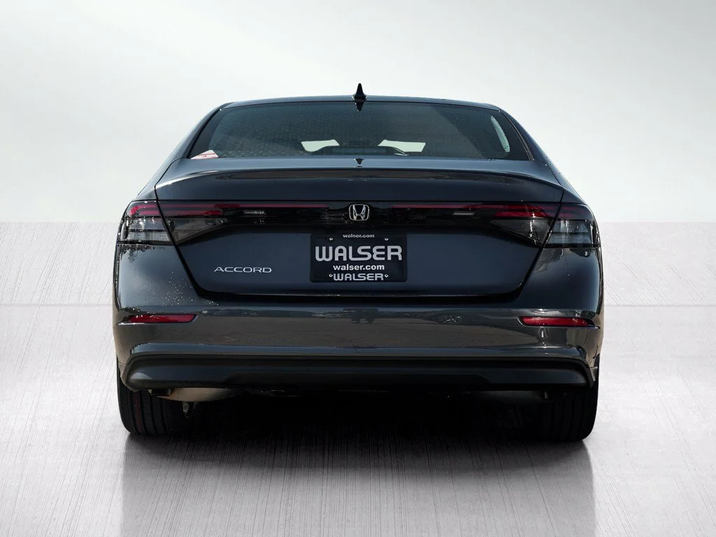 New 2026 Meteorite Gray Metallic Honda SE image 5