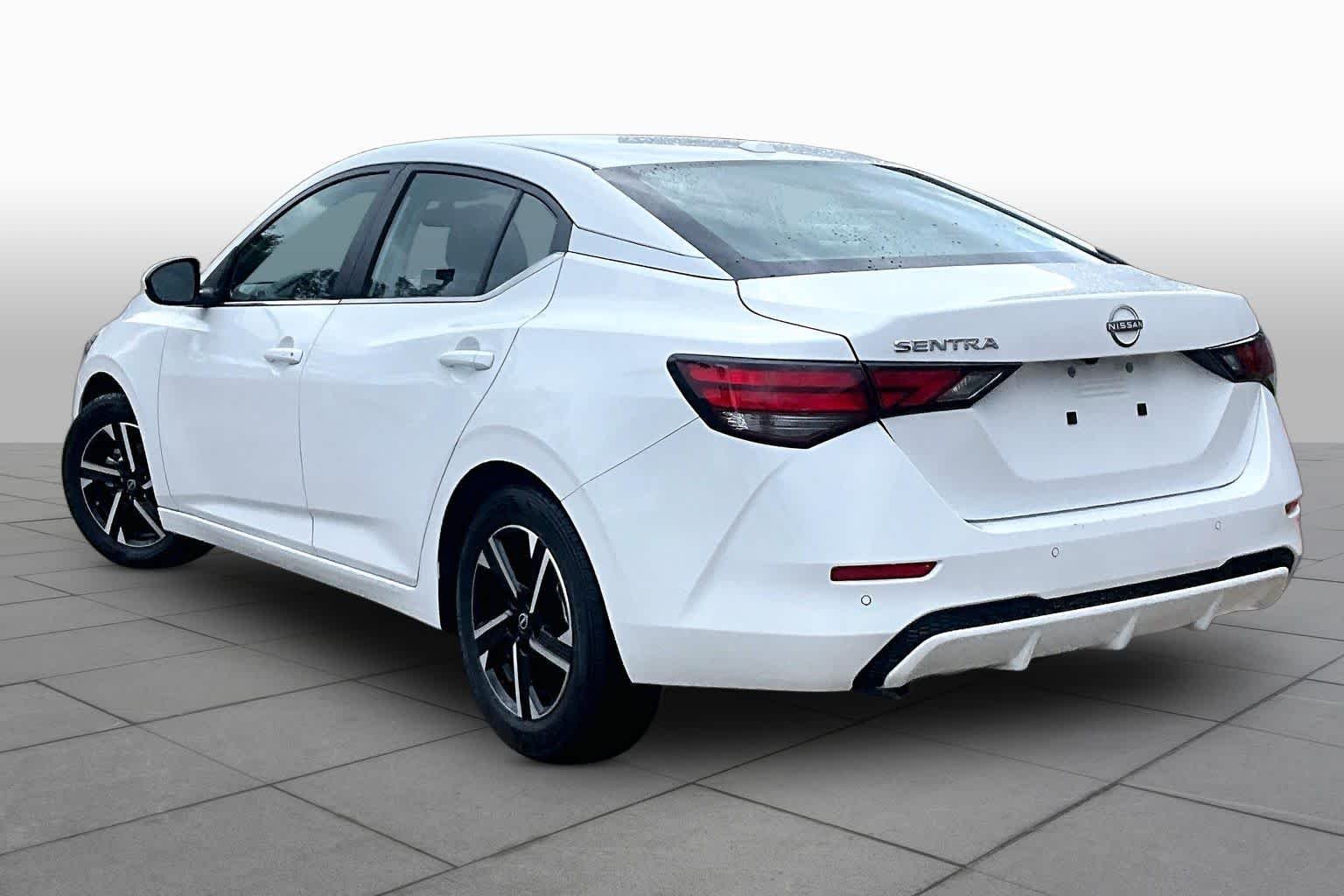 Used 2025 Fresh Powder Nissan SV image 10