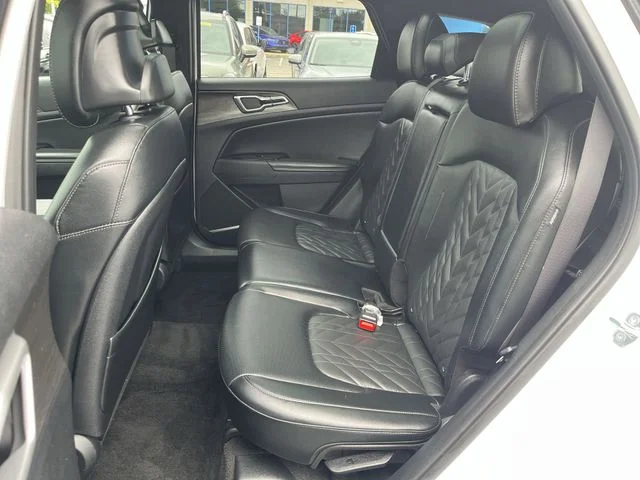 Used 2024 White Kia X-Line image 27
