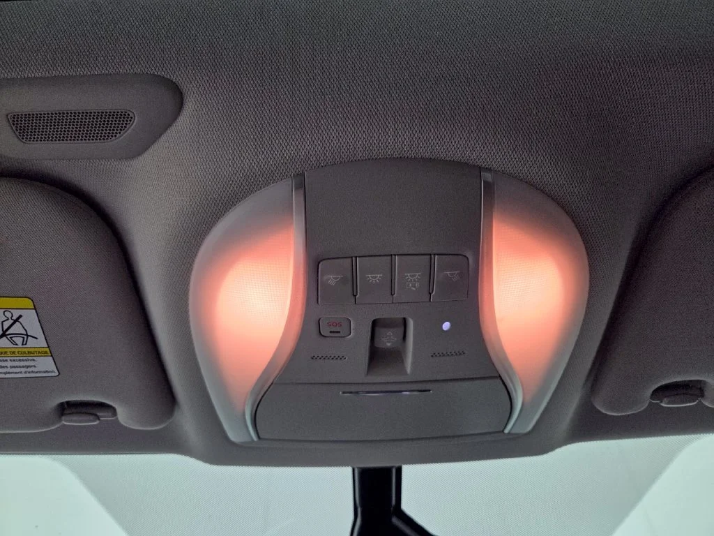 Used 2019 Liquid Platinum INFINITI LUXE image 13
