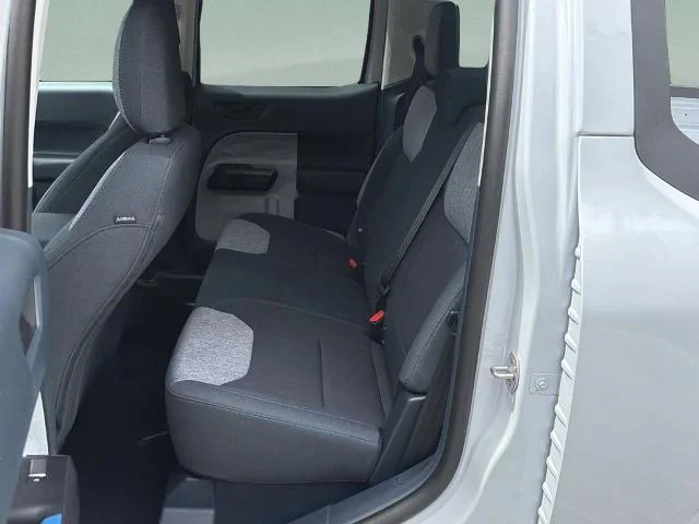 New 2026 Space White Metallic Ford XLT image 24