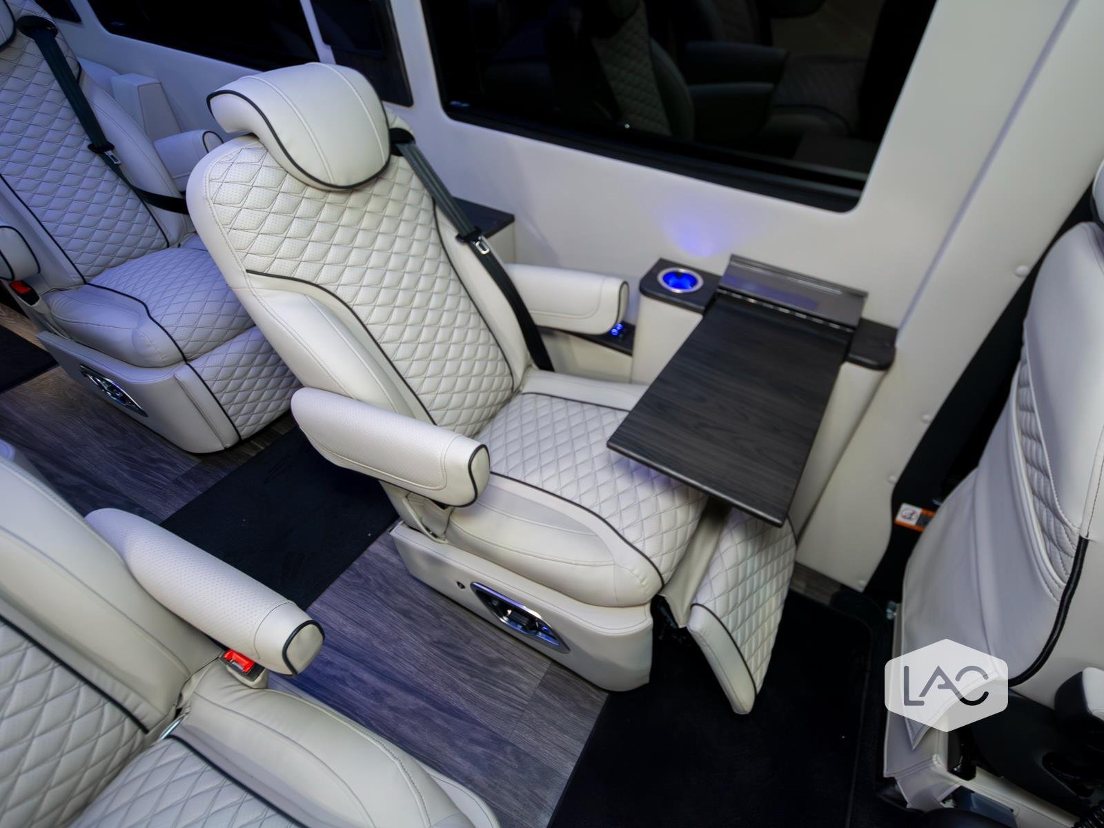 New 2026 Hightech Silver OGV LUXURY COACH AWD ADV PKG 2.1 w/ Comfort Seats image 12