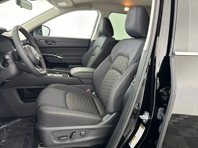 Used 2025 Black Nissan SV image 22