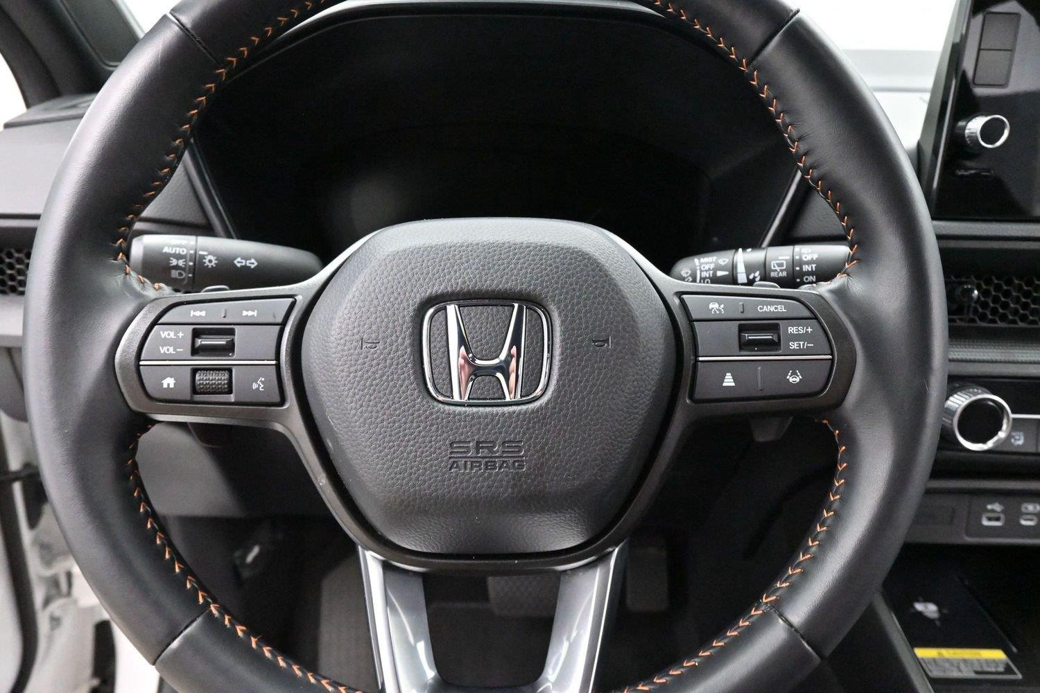 Used 2025 Platinum White Pearl Honda Sport-L image 18