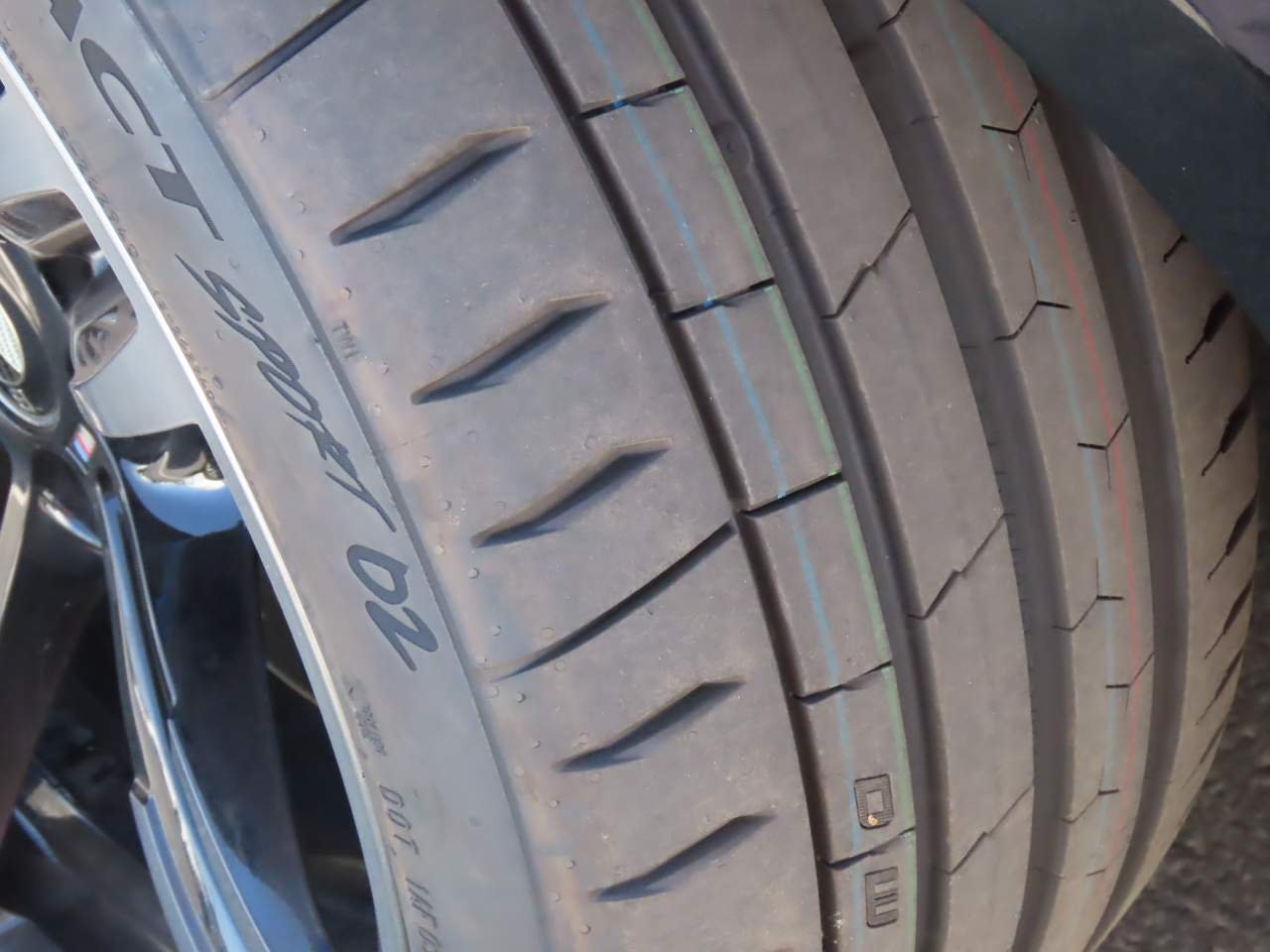 Used 2017 Black Sapphire Metallic BMW  image 8