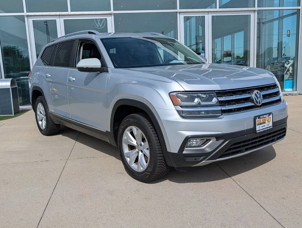 Used 2018 Volkswagen Atlas SEL with VIN 1V2ER2CA5JC534685 for sale in Crystal Lake, IL