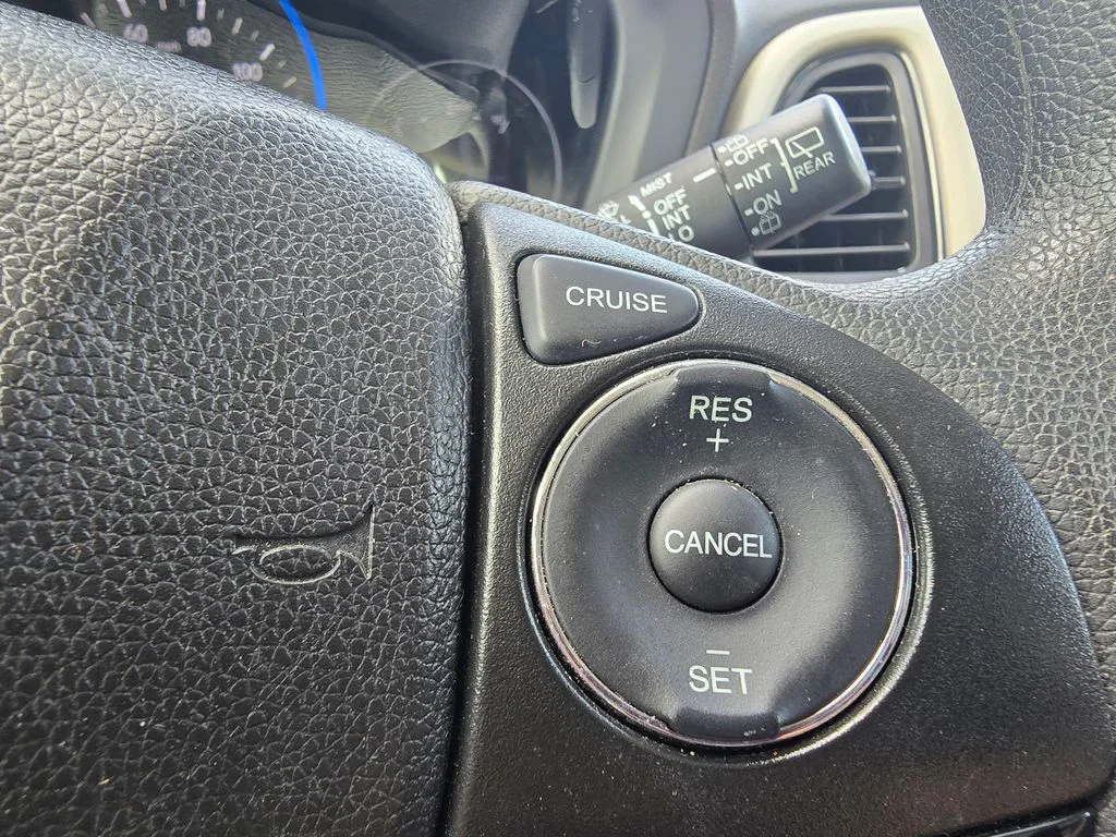 Certified Used 2019  Honda LX image 30