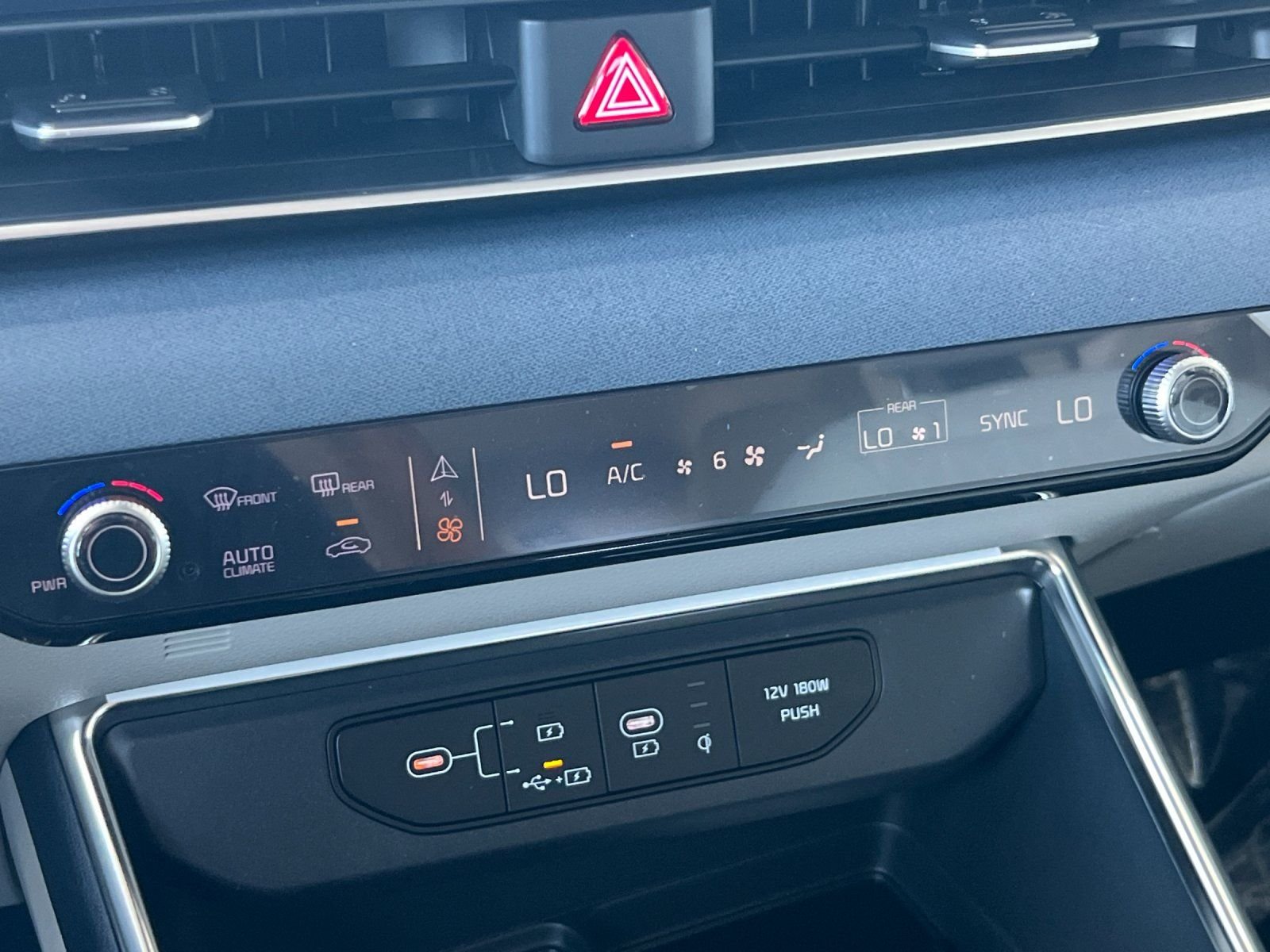 New 2026 Snow White Pearl Kia EX image 23