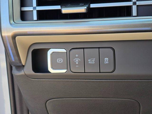 2025 Hyundai Santa Fe Limited - Photo 39