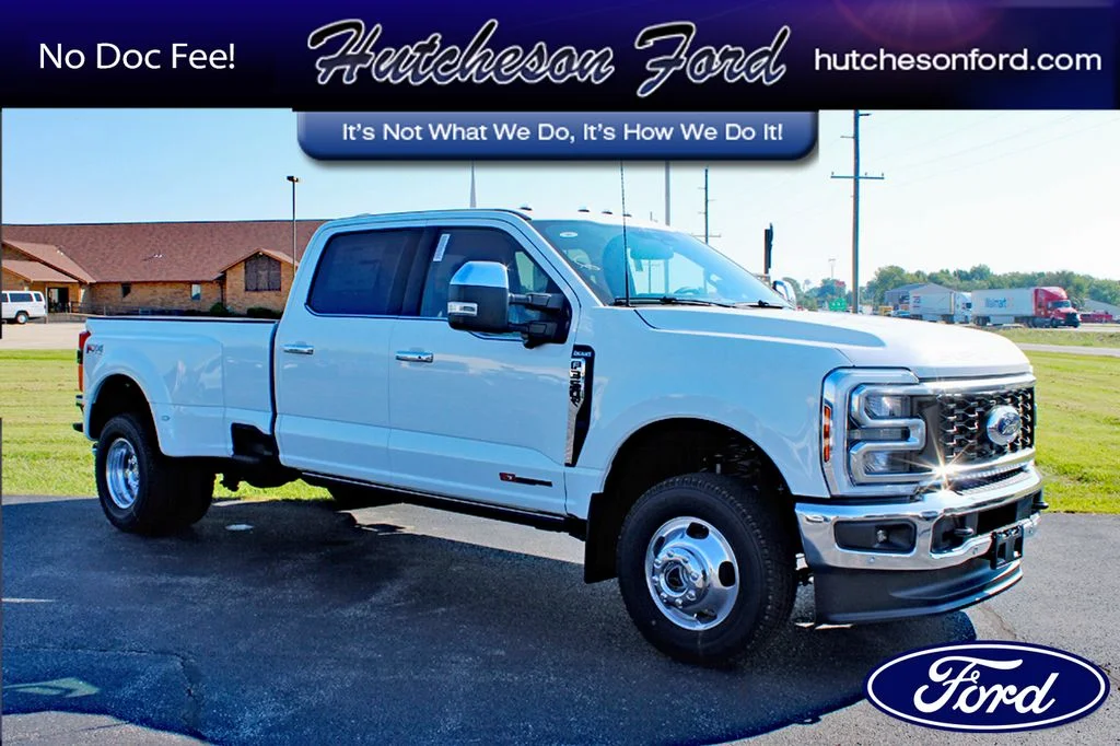 New 2026 Star White Metallic Tri-Coat Ford F-350® King Ranch® image 1