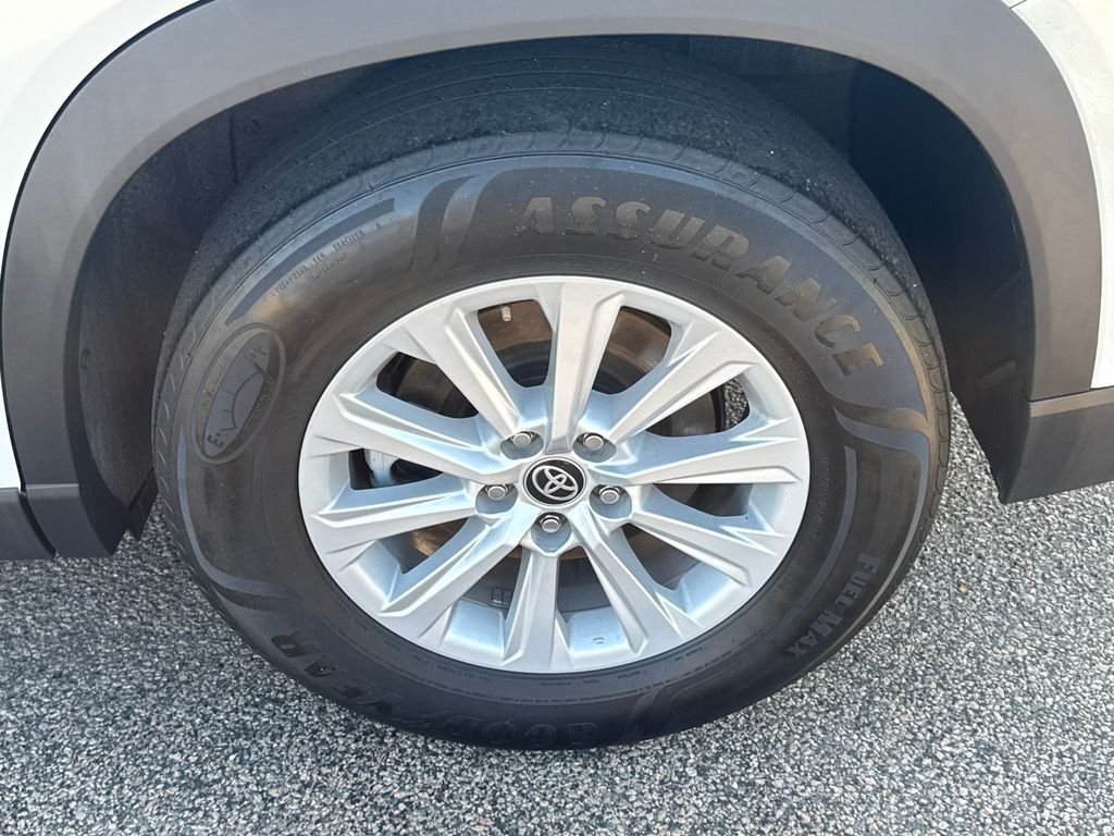 Used 2024 Beige Toyota XLE image 54