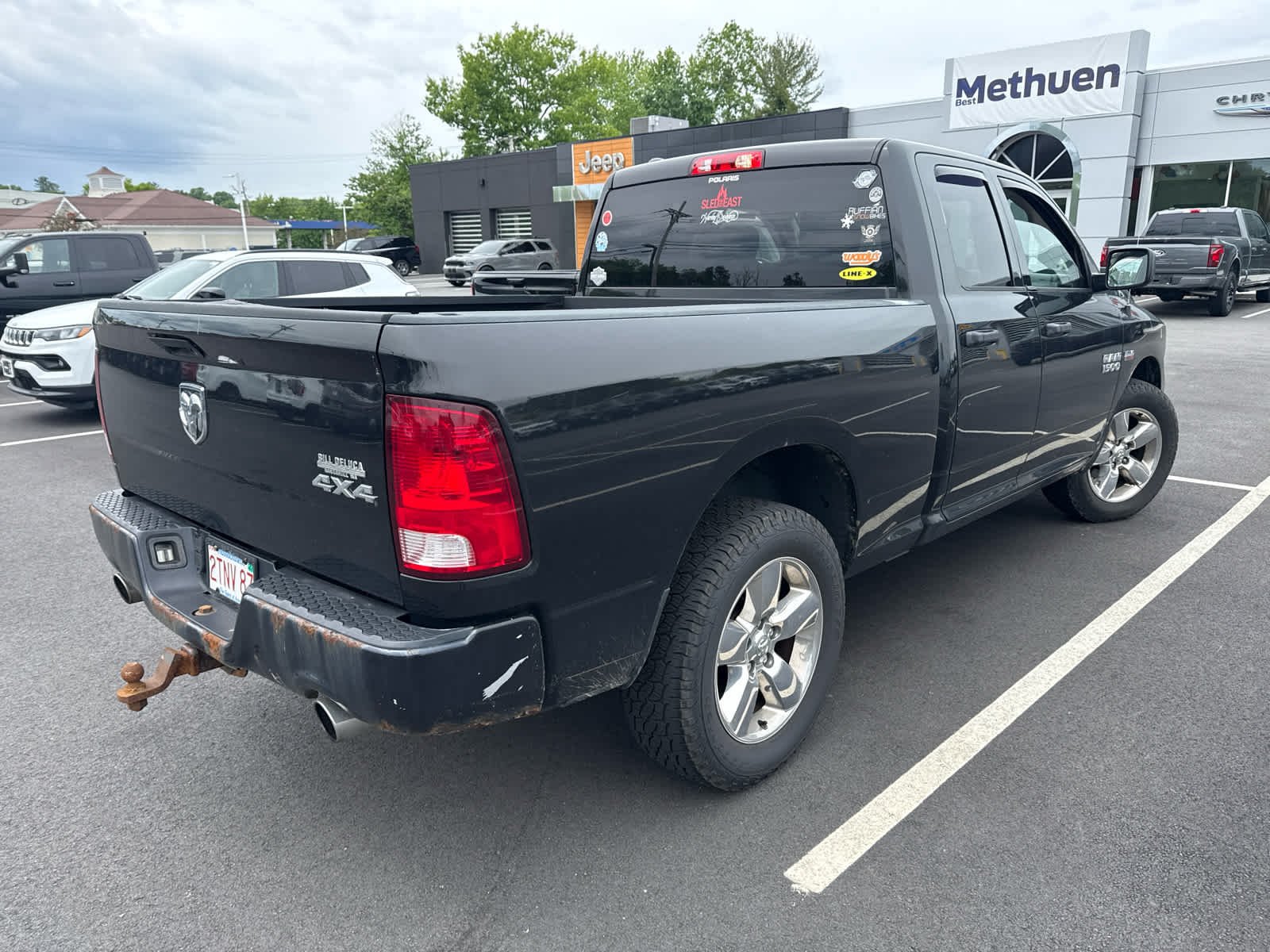 Vehicle Image 2