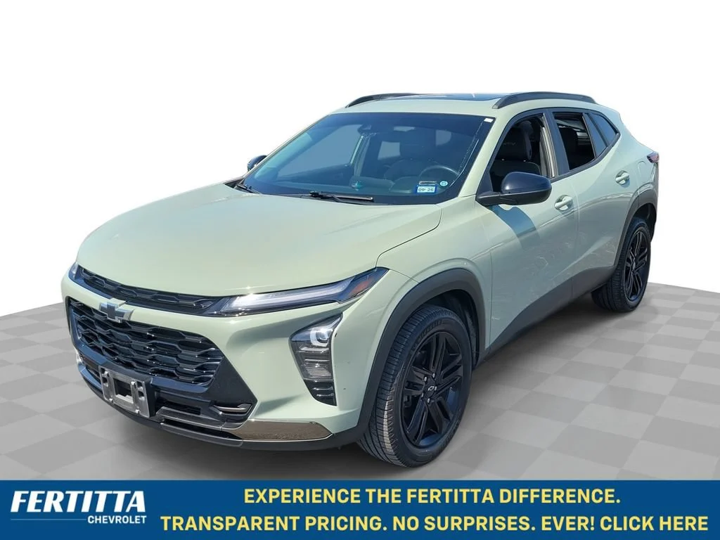 Used 2024 Cacti Green Chevrolet ACTIV image 1