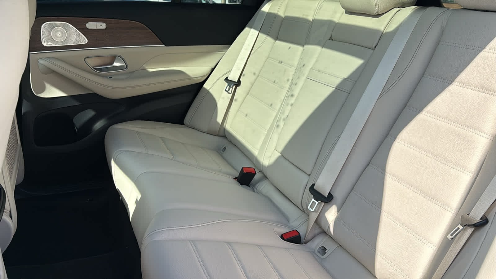 New 2026 Polar White Mercedes-Benz GLE 580 image 33