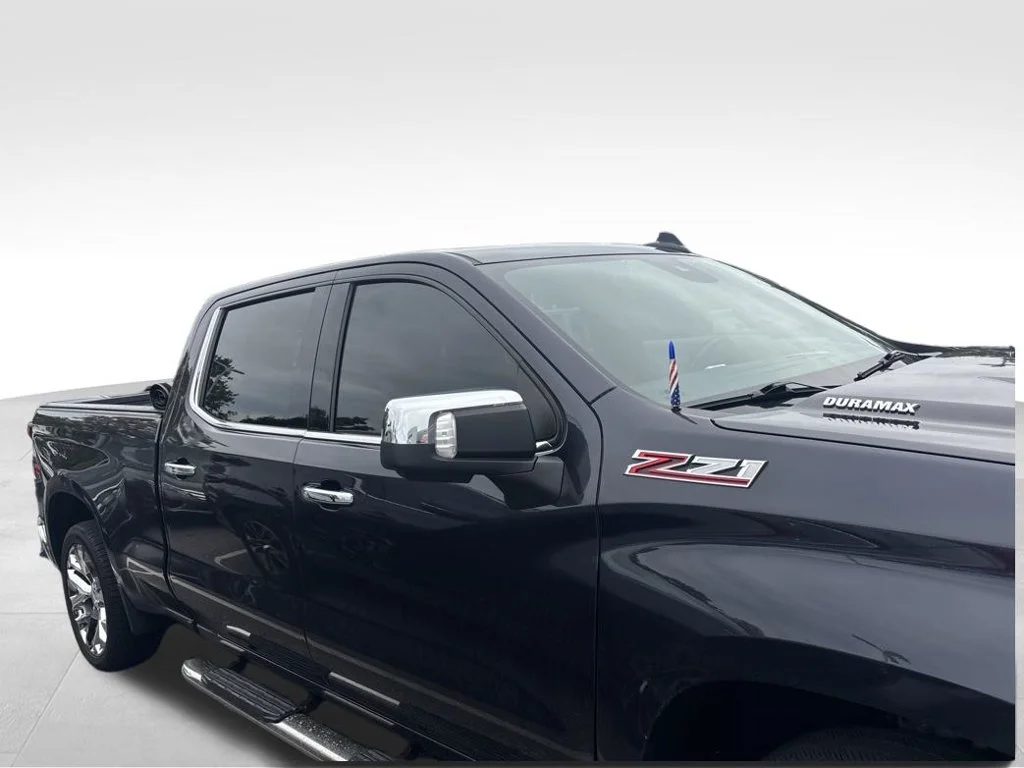 Used 2024 Gray Chevrolet LTZ image 10