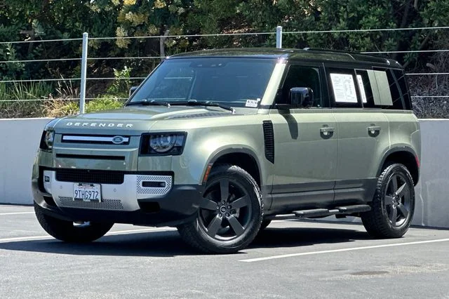 2025 Land Rover Defender 110