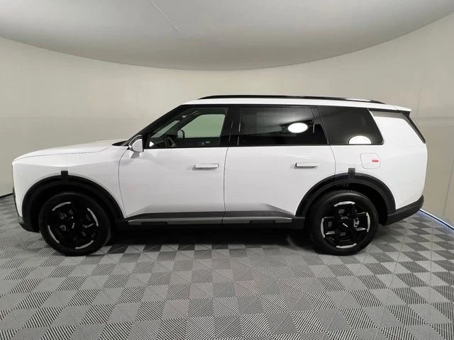 New 2027 White Kia EX image 4