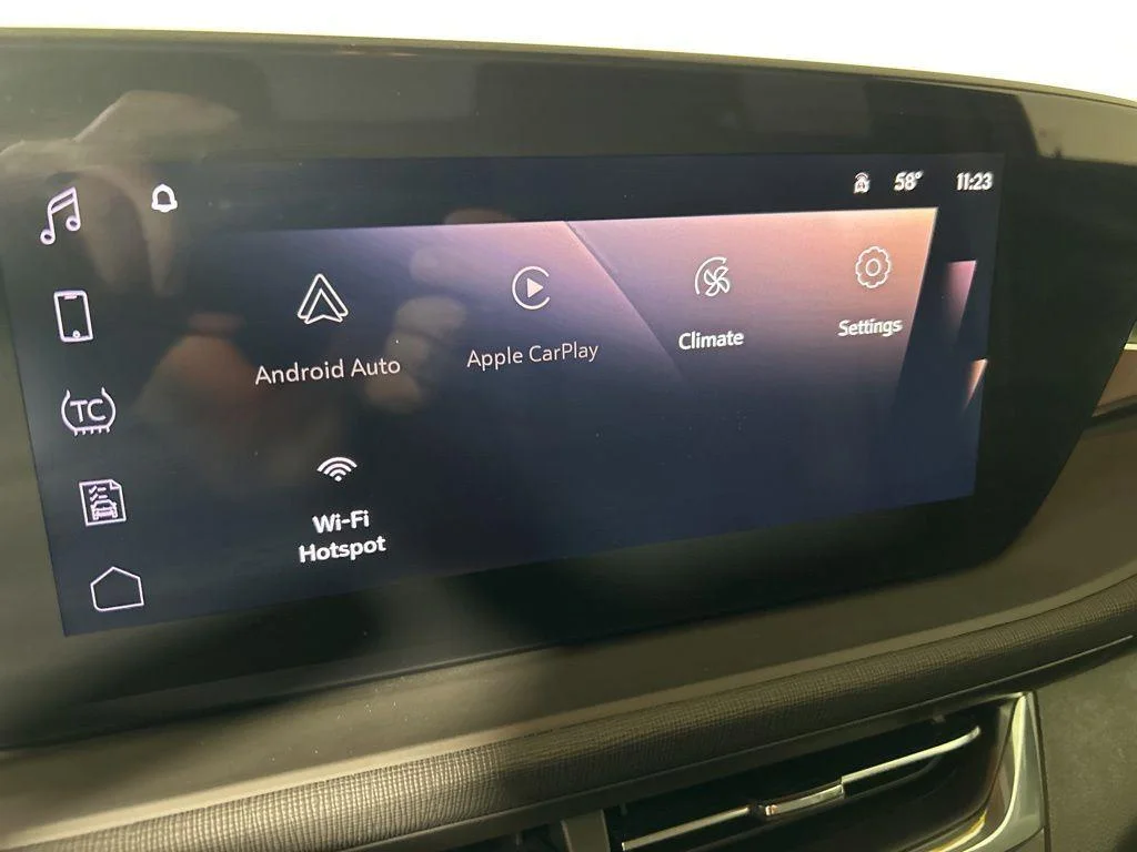 Used 2025 Cinnabar Metallic Buick Preferred image 19