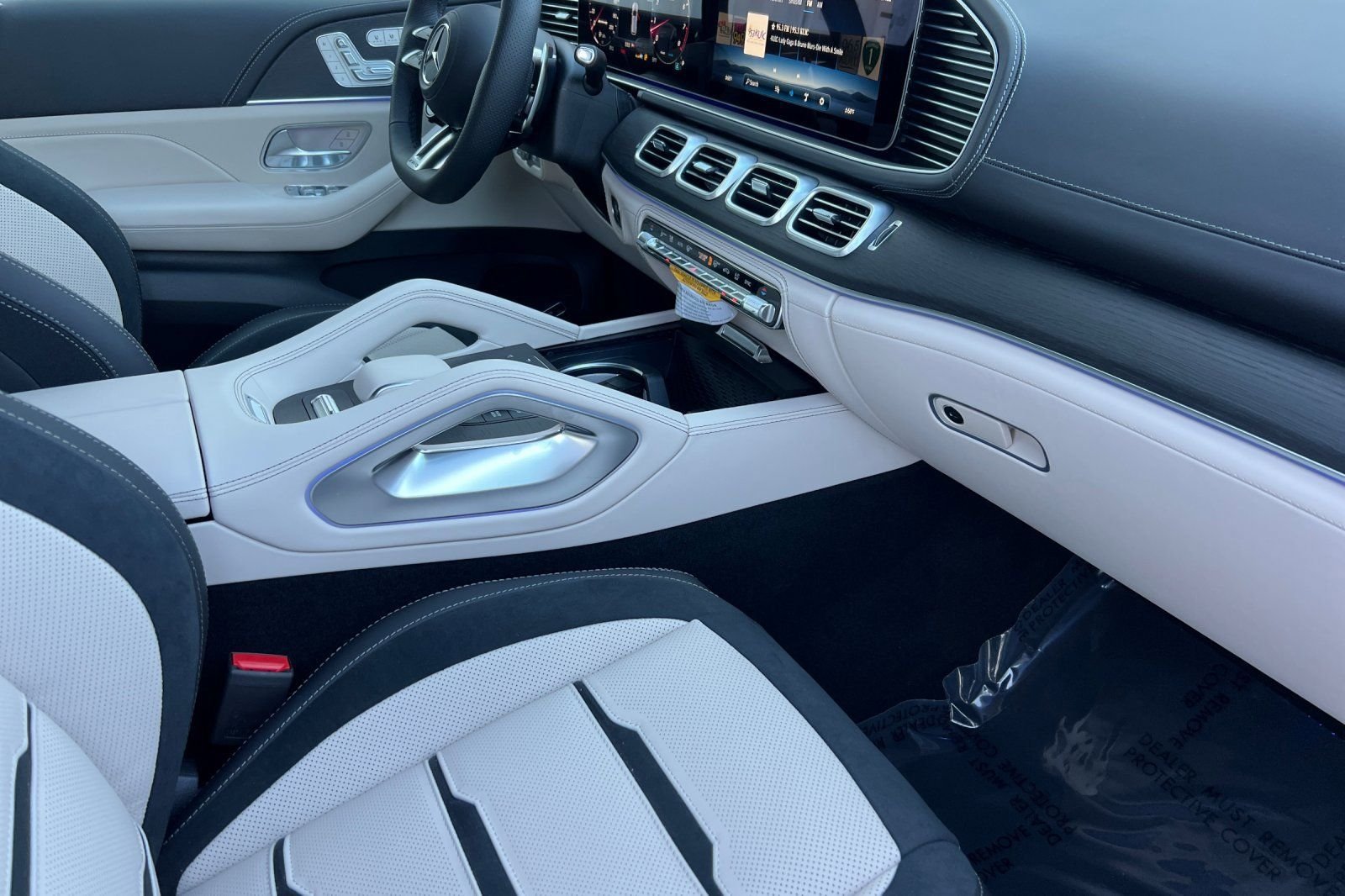 New 2026 Moonlight White Metallic Mercedes-Benz 63 S AMG® image 18