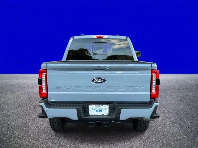 New 2027 Glacier Gray Metallic Tri-Coat Ford F-250® Lariat® image 4